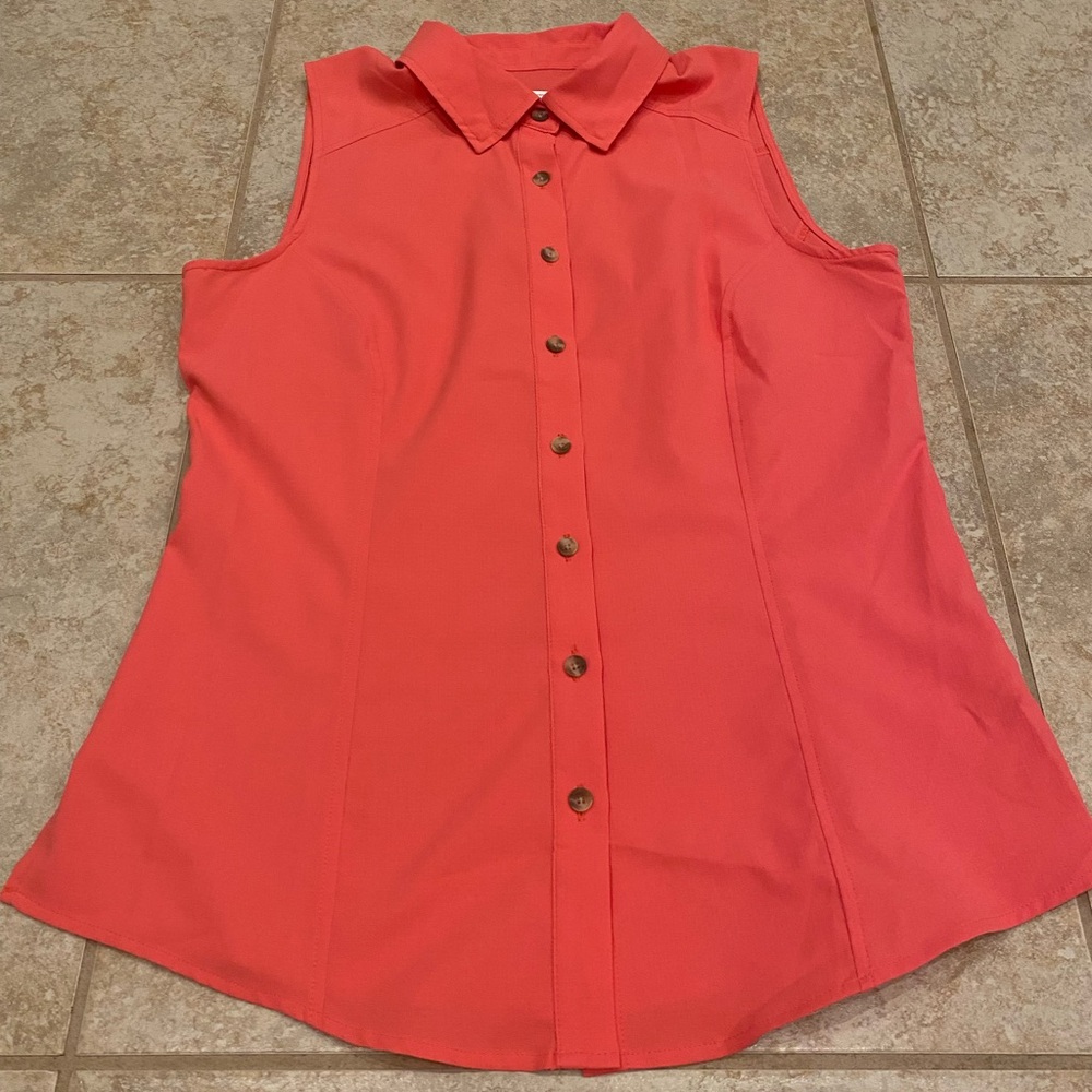 Gander Mountain Vibrant Coral Button Down Top